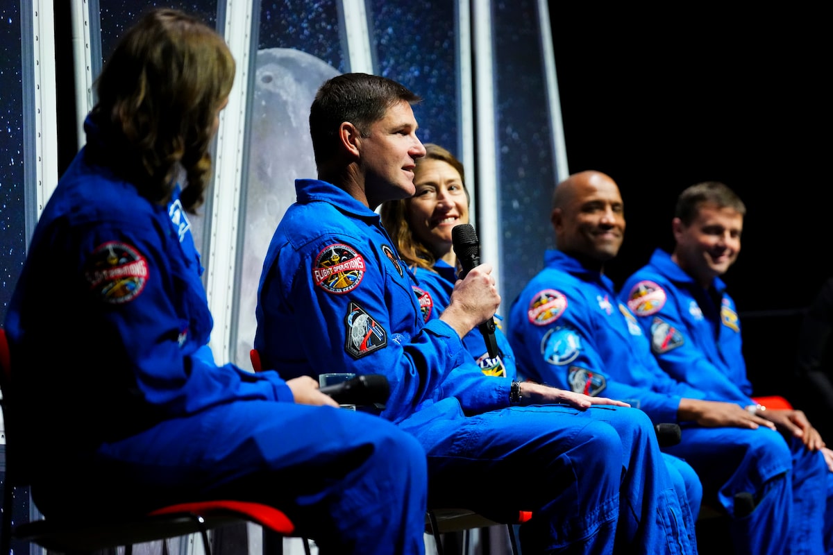 Jeremy Hansen returns home with the Artemis II crew to talk not about science or space, but humanity