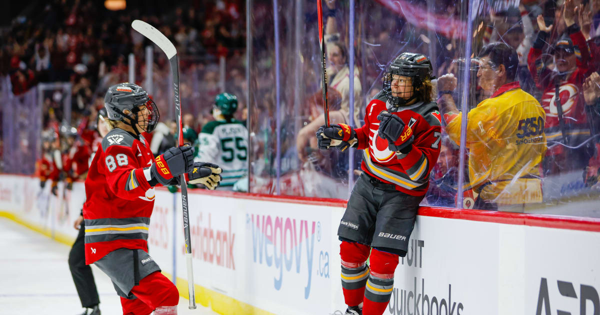 OTTAWA SCORES LATE TO TAKE 2-1 WIN AND SERIES LEAD OVER BOSTON | PWHL