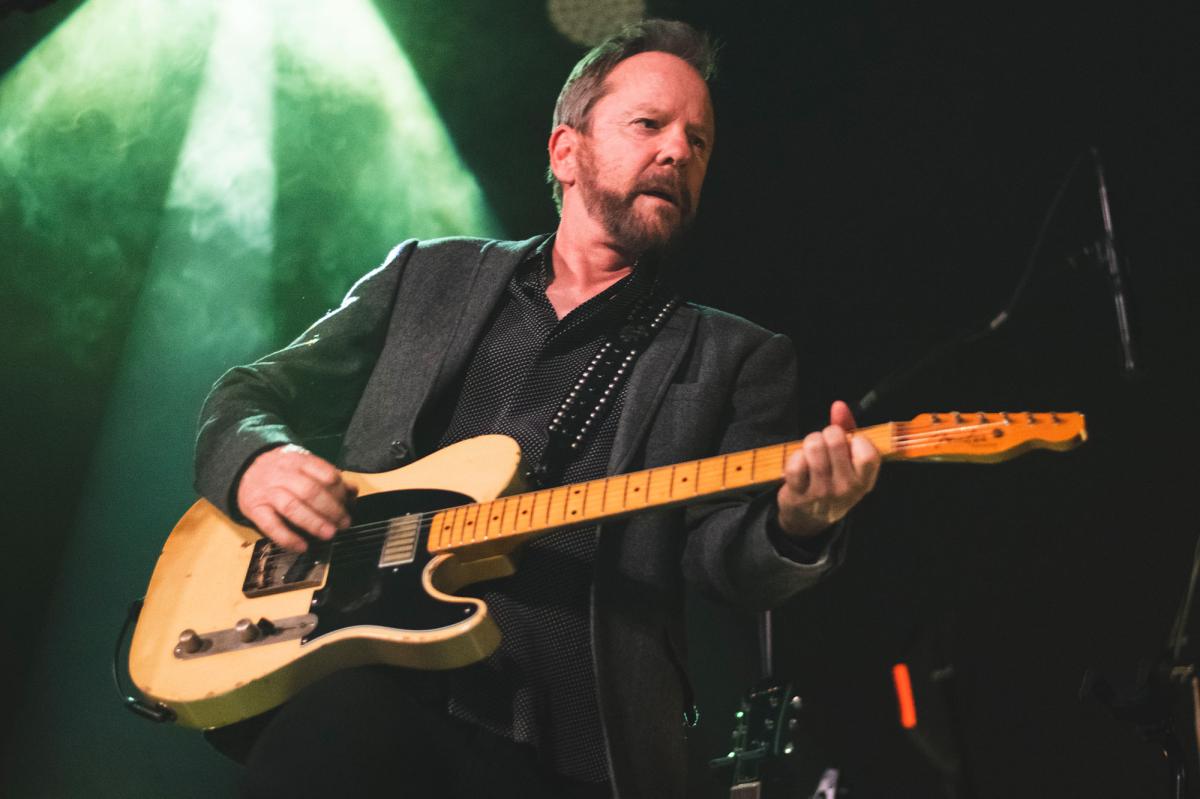 Kiefer Sutherland cancels tour due to low ticket sales