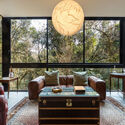 House 17-JB / Luiz Volpato Arquitetura - Interior Photography, Living Room, Wood, Lighting, Sofa