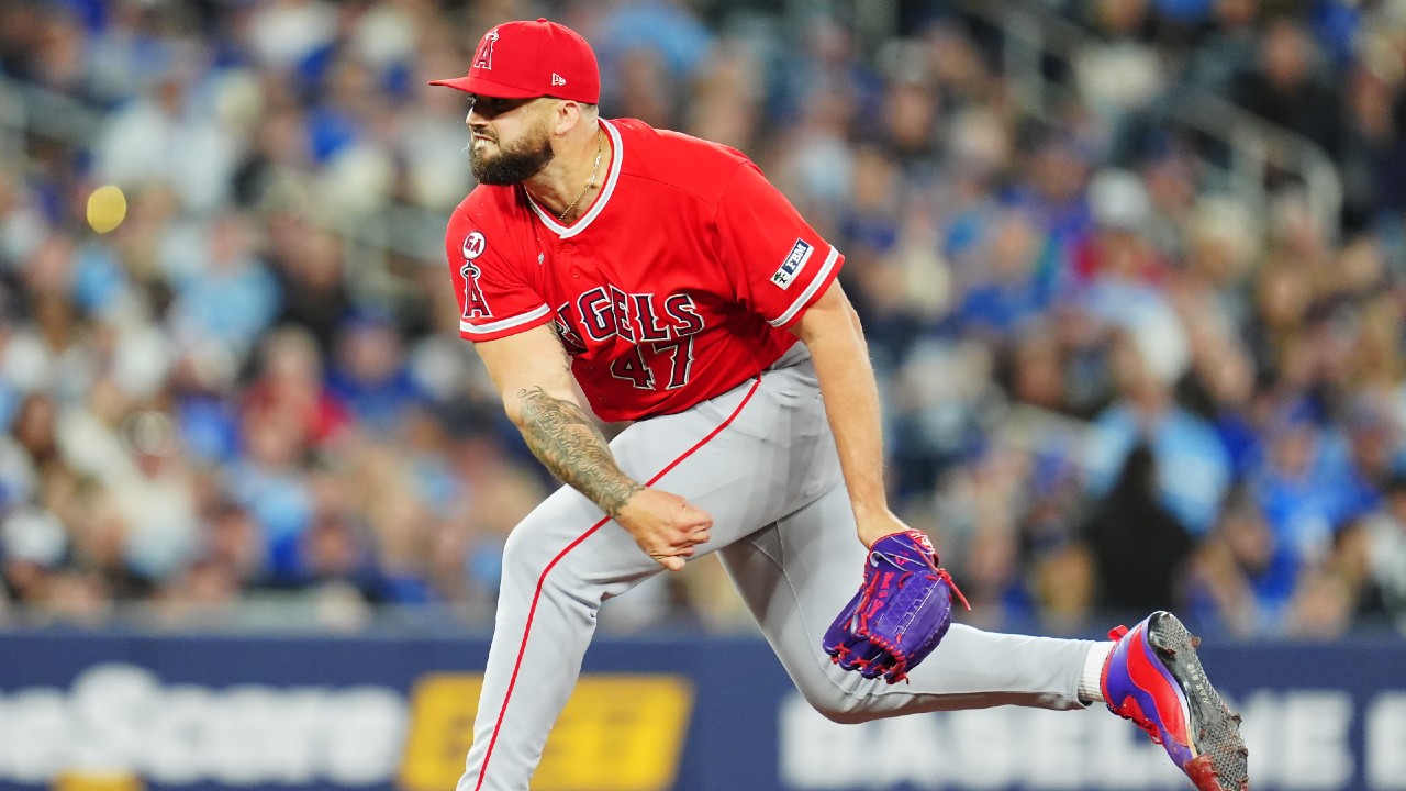 Manoah's fresh start opens with storybook return against Blue Jays