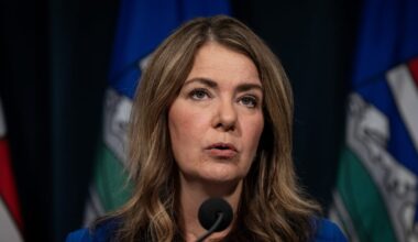 Alberta referendum: Danielle Smith to speak in Calgary
