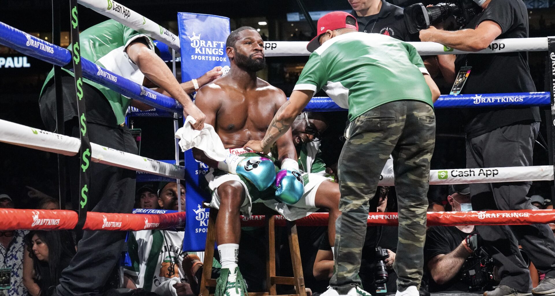 Former Mayweather Opponents Maidana, Berto Predict Win Over Pacquiao in Rematch