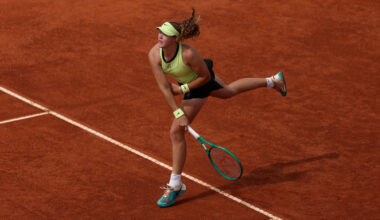 Andreeva moves into a tie for WTA win lead; Zheng survives