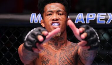 Vinicius Oliveira enters the Octagon at the UFC Apex