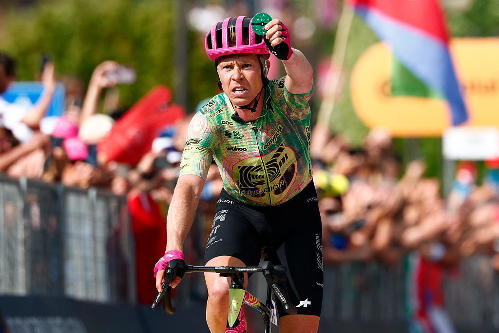 EF Education - EasyPost Danish rider Michael Valgren celebrates as he crosses the finish line to win the 17th stage of the Giro d'Italia 2026 - Tour of Italy cycling race between Cassano d'Adda and Andalo, Italy, on May 27, 2026. (Photo by Luca Bettini / AFP)