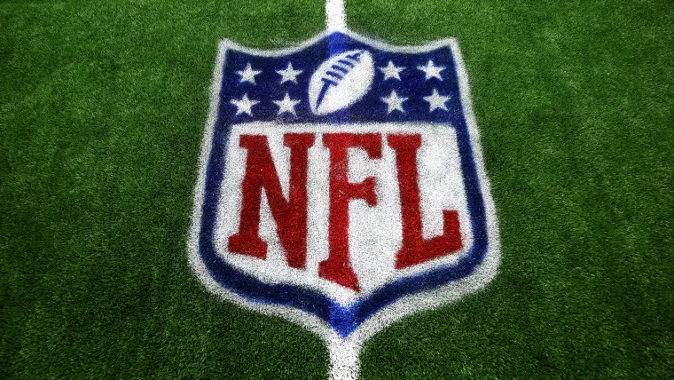 NFL players make their stance known in ongoing grass vs. turf surface debate image