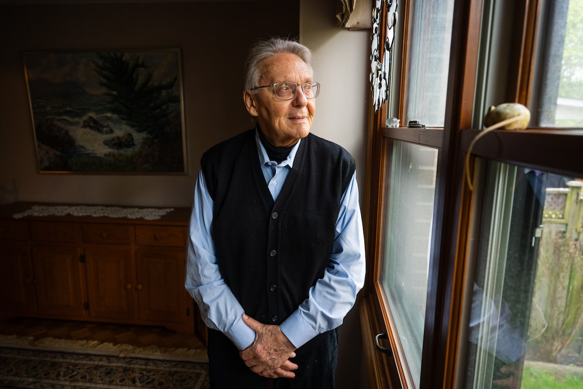 This retiree enjoys painting, podcasting and writing investment books