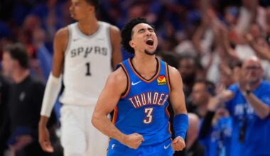 Thunder bounce back to beat Spurs in Game 2, tie series