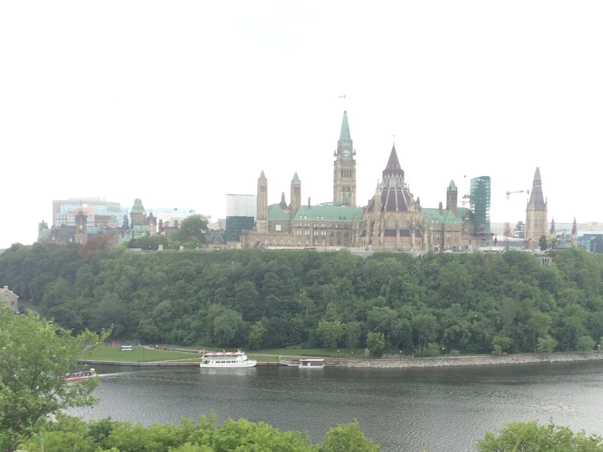 Forty-one per cent of Agriculture Canada jobs are in Ottawa