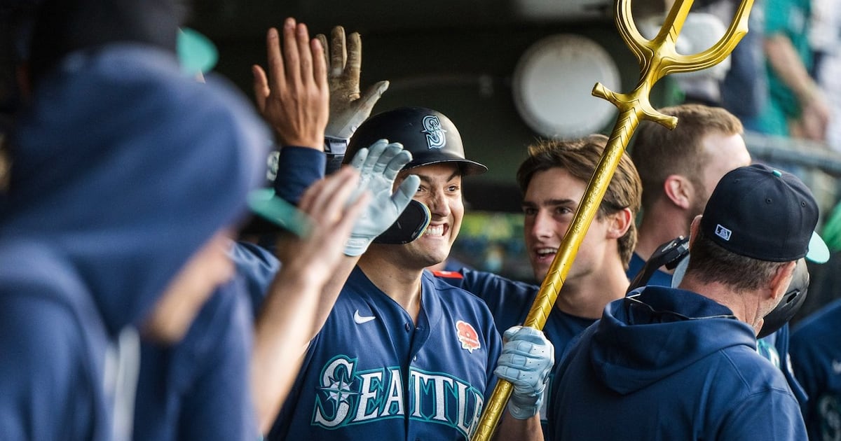 Seattle Mariners slug 4 homers in their victory over Athletics