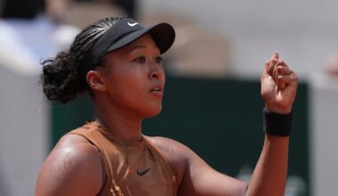 Naomi Osaka into Roland-Garros fourth round for first time
