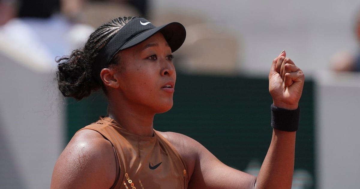 Naomi Osaka into Roland-Garros fourth round for first time