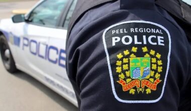 man stabbed at home in mississauga.