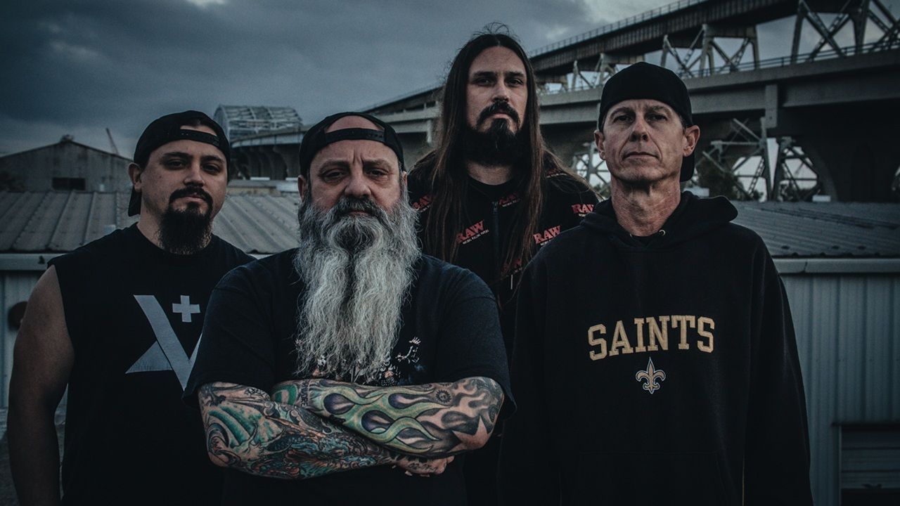 Crowbar Press shot