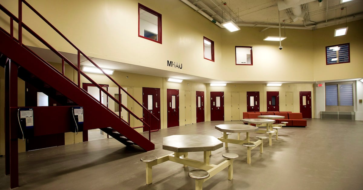 Toronto jail attack leaves inmate maimed