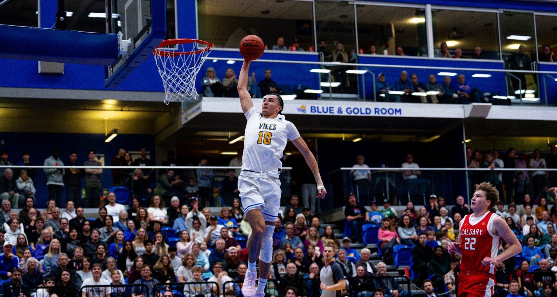 Filipino Canadian basketball player signs with Vancouver Bandits