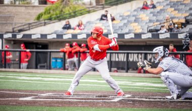 Six-run third sinks Goldeyes in Gary