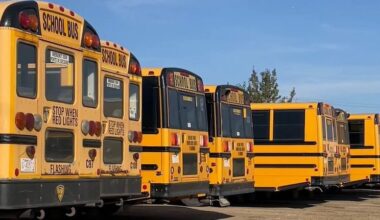 Calgary families face increasing school bus fees in new school year