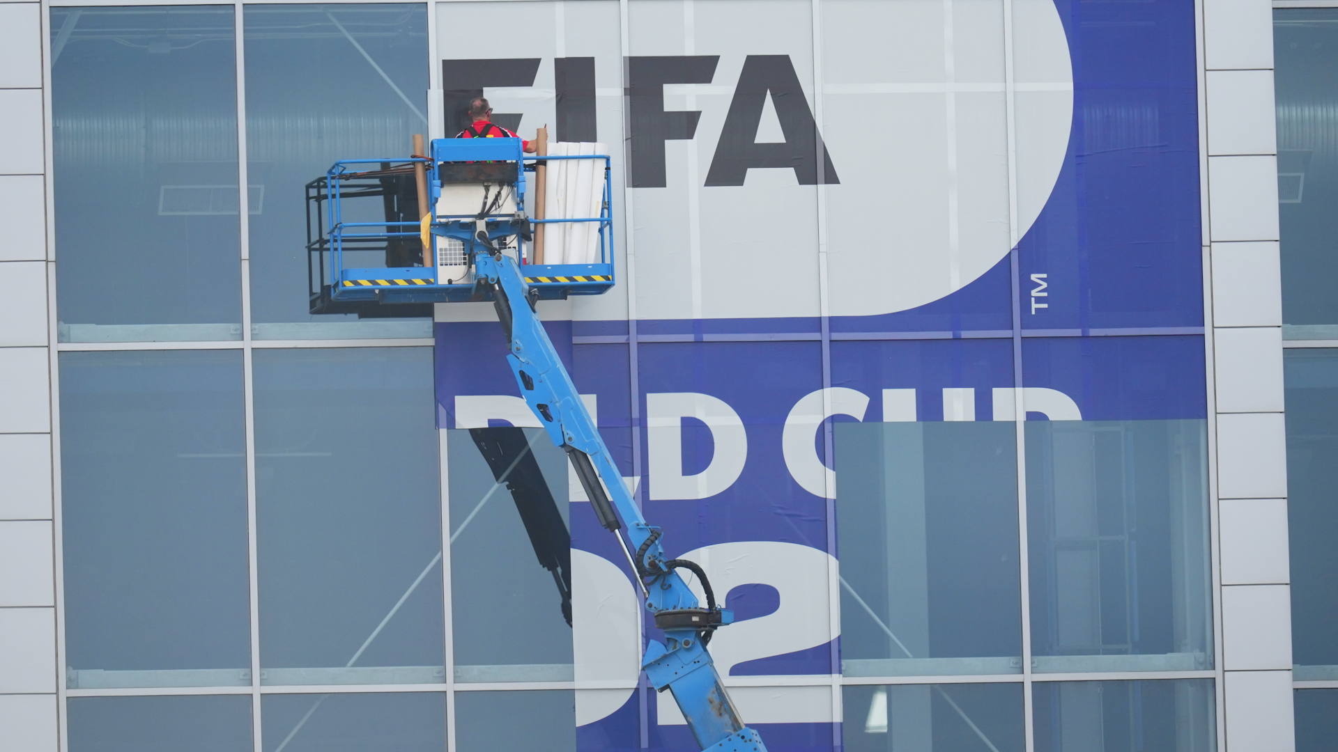 Click to play video: 'FIFA World Cup worries as bookings, ticket sales are falling short in Canada, U.S.'