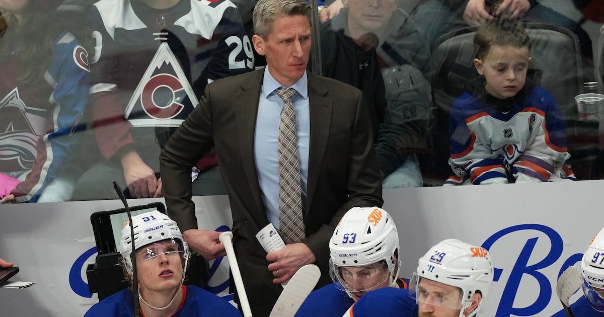 Edmonton Oilers relieve Kris Knoblauch of head coaching duties