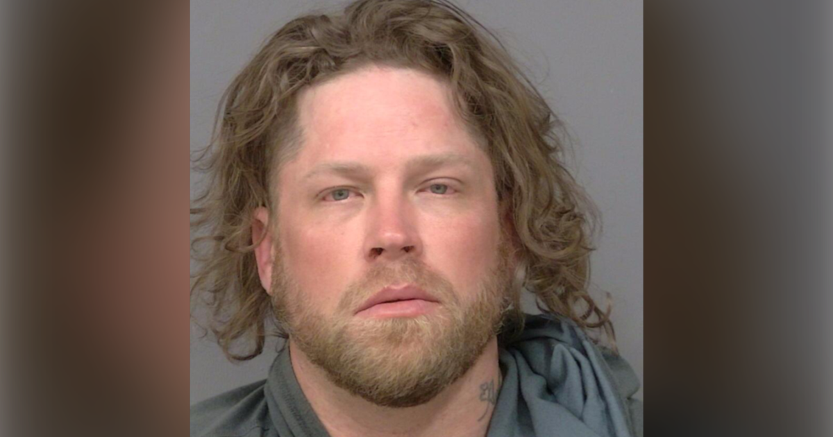 Brampton man accused of trying to lure child into changing room stall at rec facility