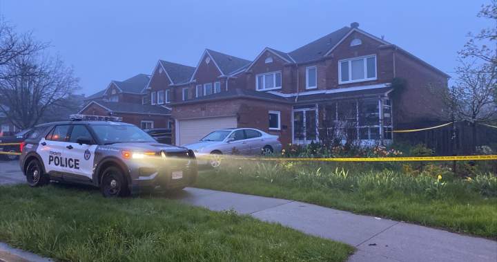 Child in hospital, woman arrested after police descend on Toronto home - Global News