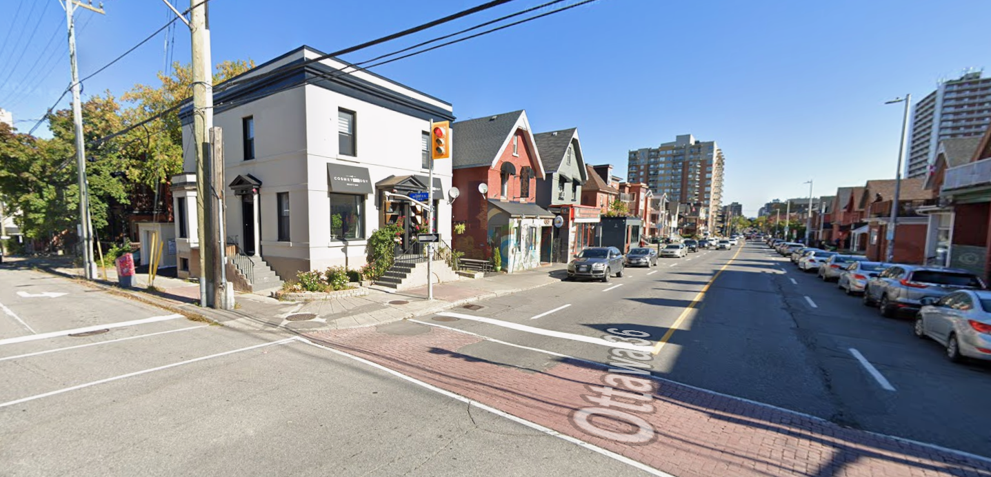 Arson unit investigating two early morning porch fires in Centretown