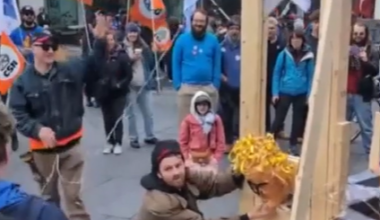 Police probe mock beheading of Quebec labour minister effigy at Montreal rally - Montreal