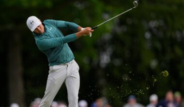 Jordan Spieth shoots 62, trails by one at Byron Nelson