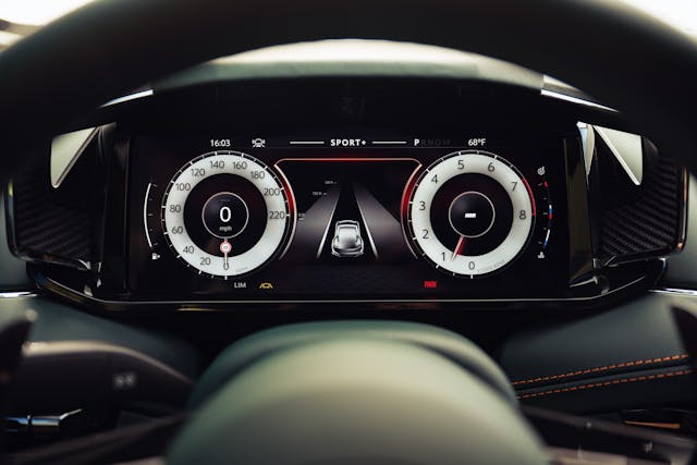 Aston martin DB12S sport plus
