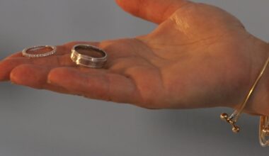 Unmarried people have a higher risk of cancer: study
