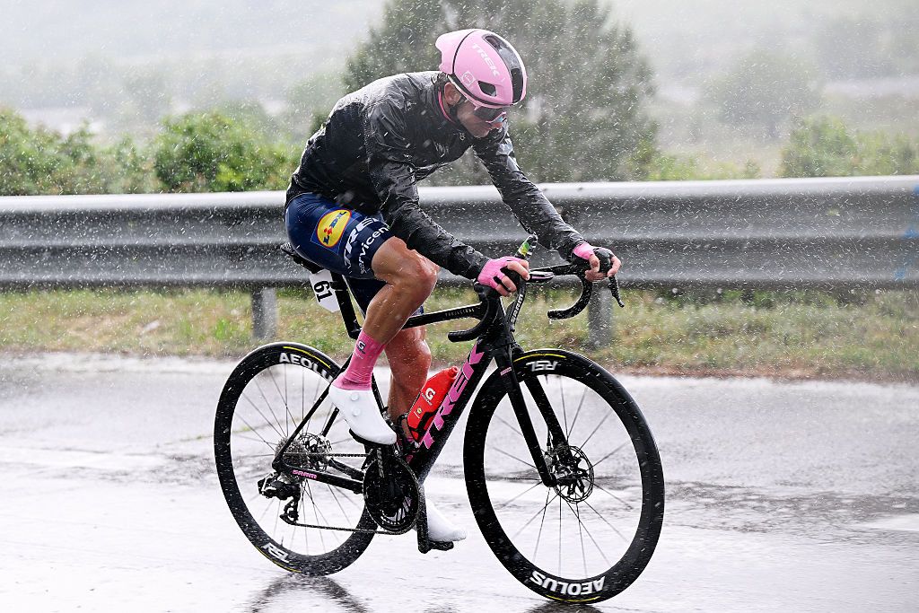 POTENZA, ITALY - MAY 13: Giulio Ciccone of Italy and Team Lidl - Trek - Pink Leader Jersey competes while it is raining heavily during the 109th Giro d&amp;apos;Italia 2026, Stage 5 a 203km stage from Praia a Mare to Potenza 705m / #UCIWT / on May 13, 2026 in Potenza, Italy. (Photo by Dario Belingheri/Getty Images)