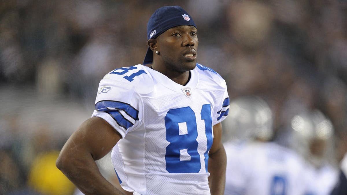 Terrell Owens looks on from the sidelines at Lincoln Financial Field.