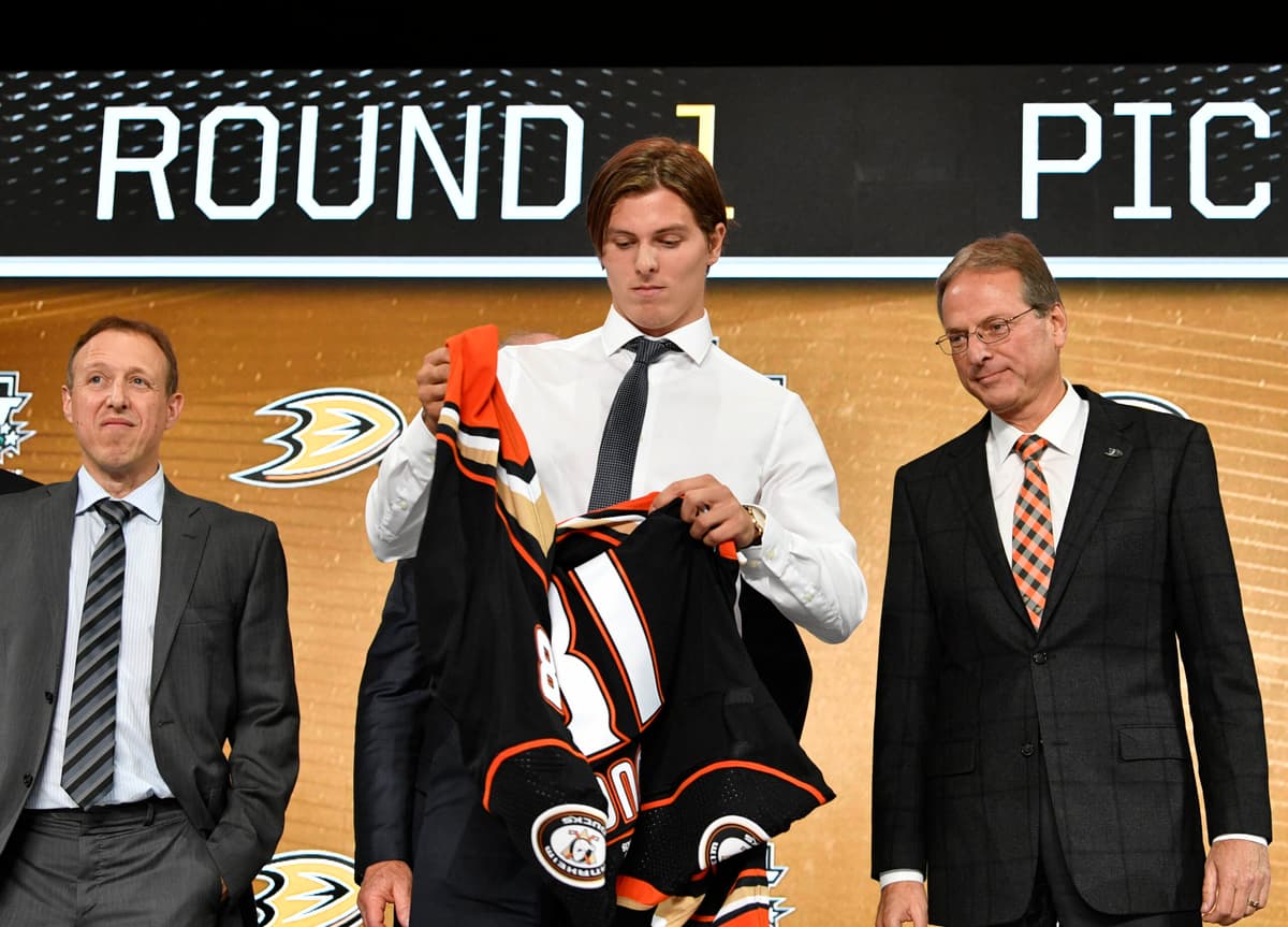 Canucks interviewed Martin Madden, Scott White enters search late