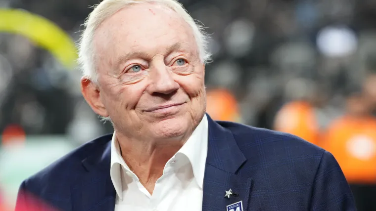 Jerry Jones’ 45,000-man-hour AT&T stadium project exposes a massive NFL vs FIFA field controversy image