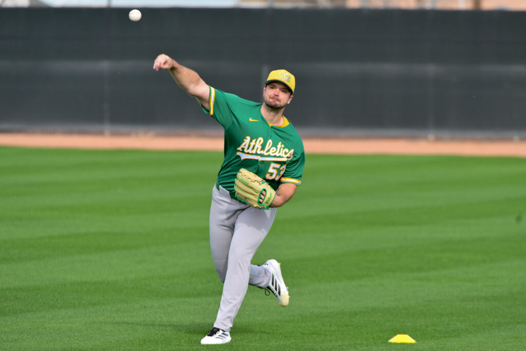Gunnar Hoglund Undergoes Season-Ending Hip Surgery