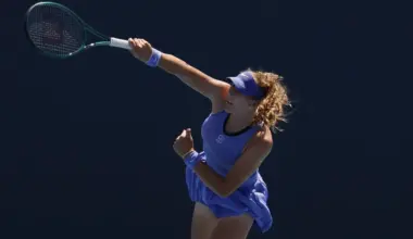 Mirra Andreeva in action ahead of WTA Rome.