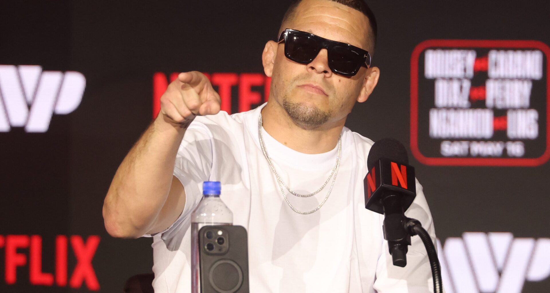 Diaz vs. Perry Odds, Early Prediction & Netflix MMA Fight Card Preview