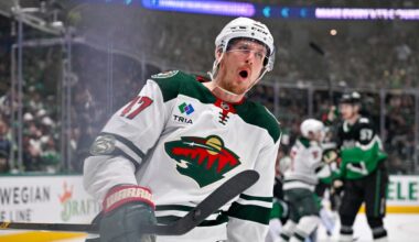 Should the Canucks target Michael McCarron in free agency?