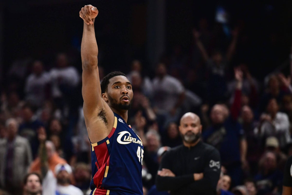 Donovan Mitchell, LeBron James and the ties that bind in Cavs’ quest for postseason glory