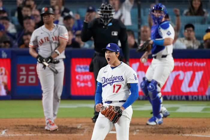 Ohtani throws 7 scoreless innings as Dodgers beat Giants 4-0 to end 4-game losing streak