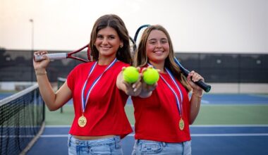 Van sending two doubles teams to state tennis tournament