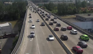 Major delays in both directions on Knight Street Bridge
