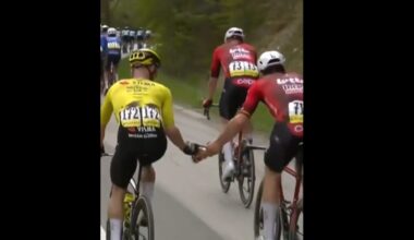 Campenaerts lends old teammate De Lie a hand on brutal Giro climb