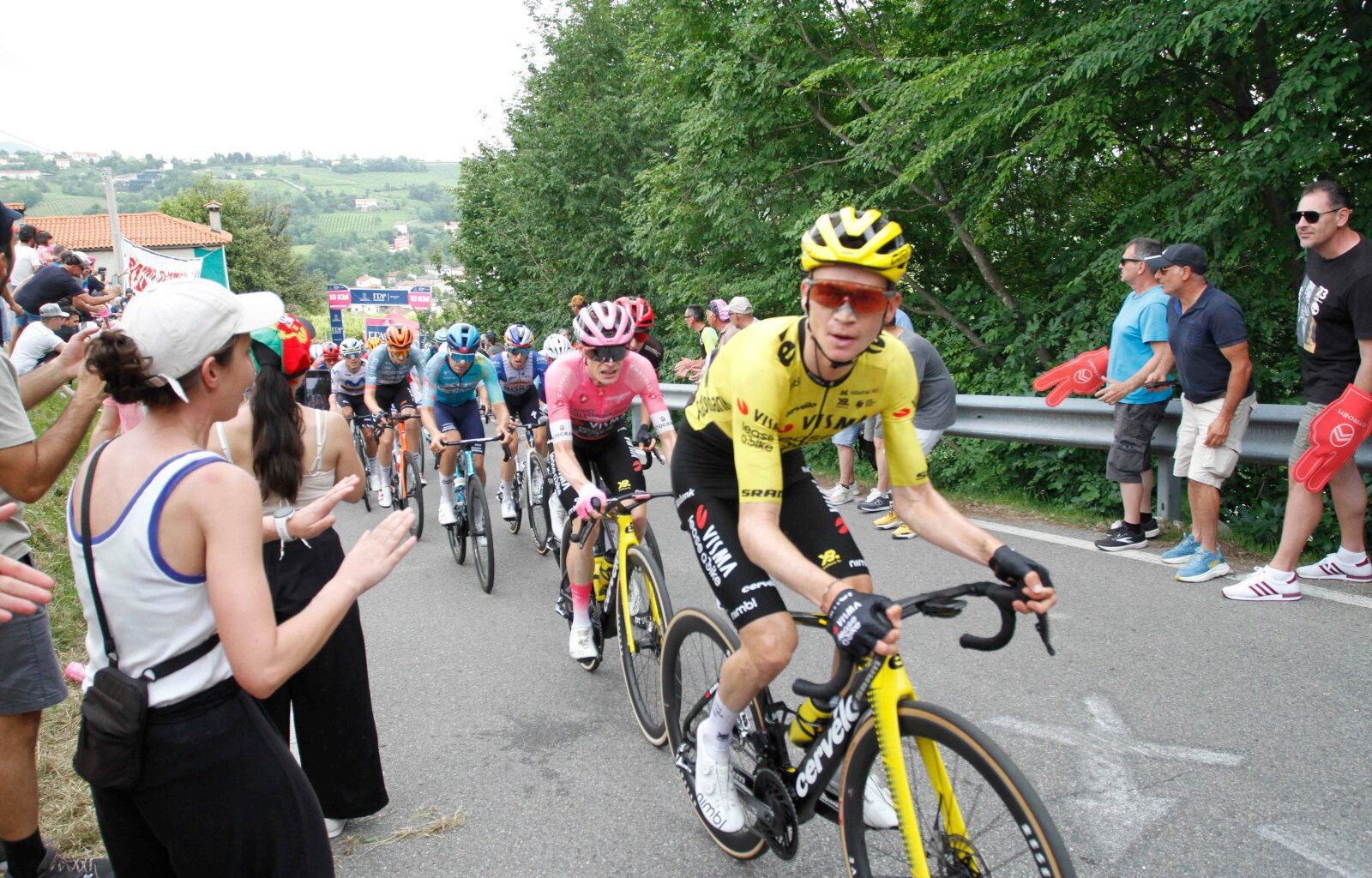 Giro set for Dolomites showdown on brutal stage 19