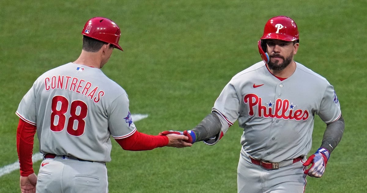 Schwarber hits majors-leading 20th HR as Phillies beat Pirates in extras