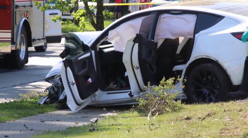 Click to play video: 'Dangerous Weekend on Roads'