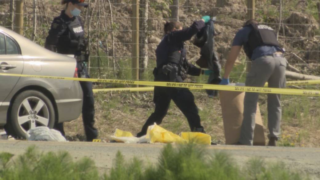 Click to play video: 'Surrey Police investigating early morning gas station shooting'