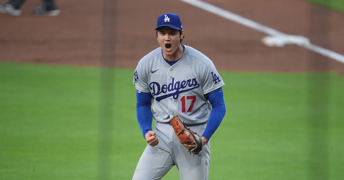 Shohei Ohtani hits leadoff homer, lowers ERA to 0.73 in Los Angeles Dodgers win over San Diego Padres